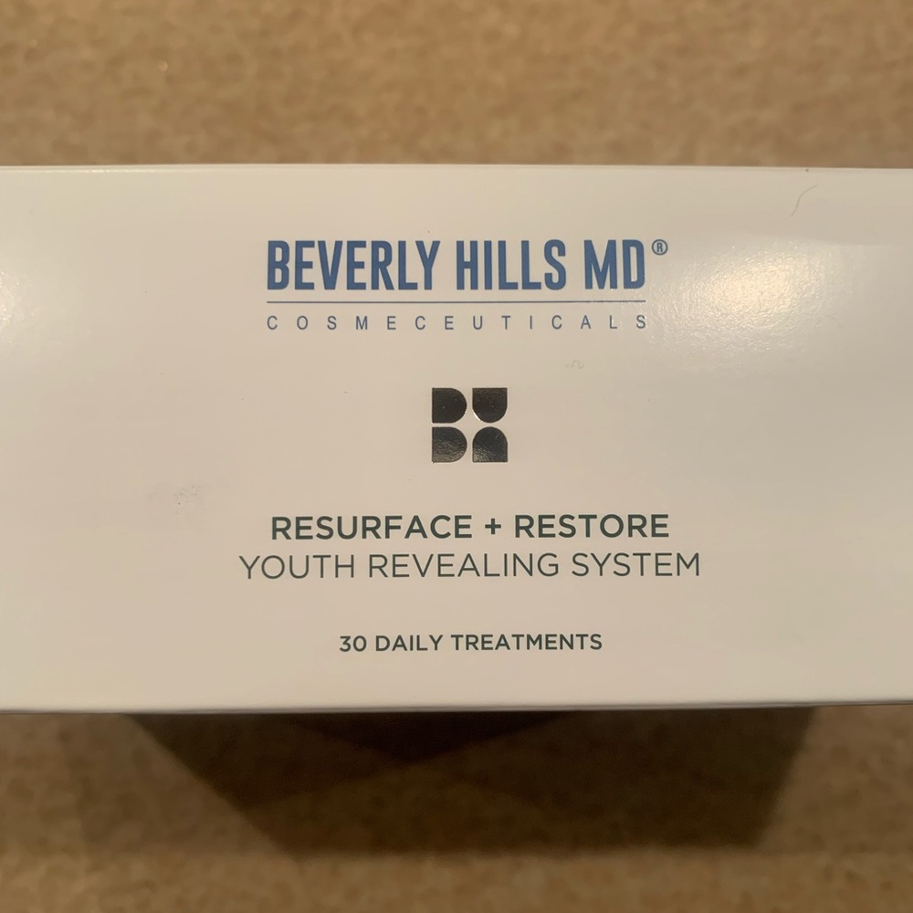 Beverly Hills MD Youth Revealing Pack. NEW!
